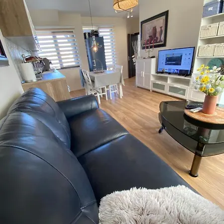 Операта Топ Център Лукс Apartament Warna